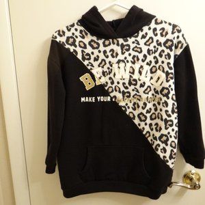 GIRLS FLEECE HOODIE SIZE LARGE 10-12     BLACK AND GOLD LEAPARD PRINT